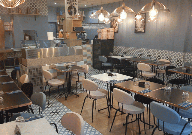 La vraie pizza napolitaine» à Paris - l'intérieur